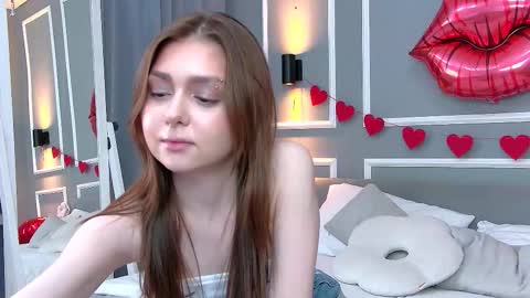 nataliecroft online show from March 2026 07:01:02 AM