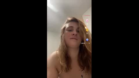 Snapshot of natalielynn4216 chatting on January 2026 12:36:02 AM natalielynn4216 online show from January 2026 12:36:02 AM