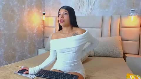 Natalie online show from February 2026 12:16:01 PM