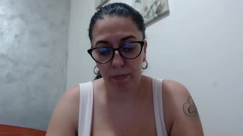 Snapshot of natally565656 chatting on December 2025 02:45:02 PM natally online show from December 2025 02:45:02 PM