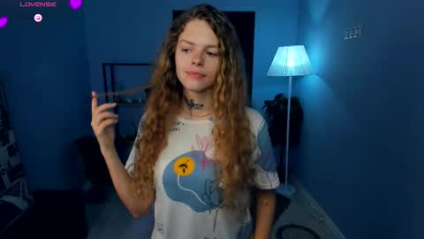 Natalie online show from October 2025 05:07:02 AM