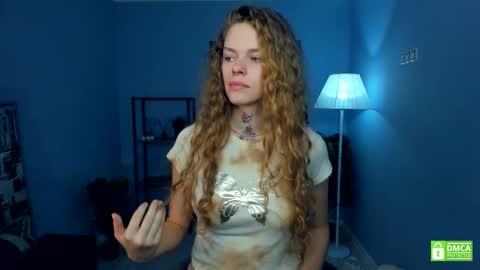 Natalie online show from December 2025 05:01:01 AM