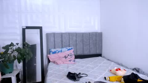 NATALY online show from November 2025 06:22:02 PM