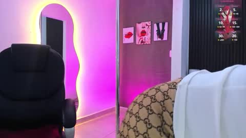 natasha online show from November 2025 12:37:01 PM