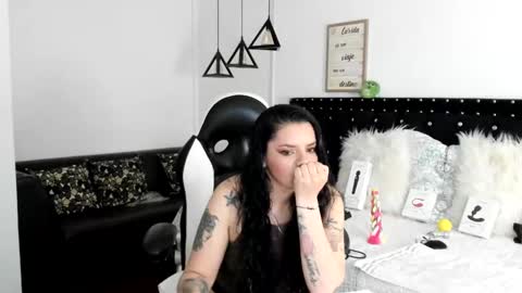 Natasha online show from February 2025 10:26:02 AM