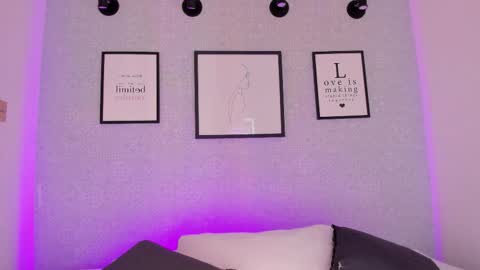 Snapshot of natasha_harpper chatting on December 2025 11:27:02 AM Natasha online show from December 2025 11:27:02 AM