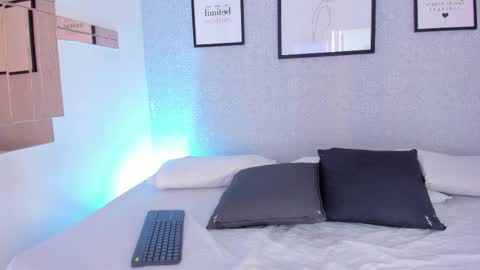 Snapshot of natasha_harpper chatting on December 2025 11:06:01 AM Natasha online show from December 2025 11:06:01 AM