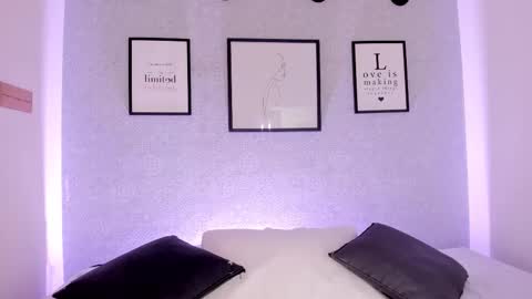 Snapshot of natasha_harpper chatting on December 2025 11:07:01 AM Natasha online show from December 2025 11:07:01 AM