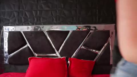 Natasha Vesper  online show from January 2026 07:07:02 PM