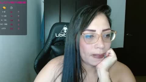 Snapshot of natashasmithe chatting on January 2025 07:39:02 AM Natasha Smithe online show from January 2025 07:39:02 AM