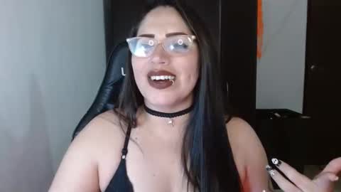Snapshot of natashasmithe chatting on October 2025 01:17:02 AM Natasha Smithe online show from October 2025 01:17:02 AM