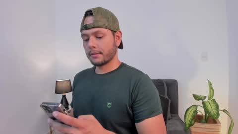 Snapshot of nate_ocean chatting on February 2025 11:26:02 PM Nate Ocean online show from February 2025 11:26:02 PM