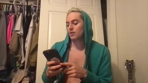 Snapshot of natetheexplorer chatting on December 2025 03:27:02 AM natetheexplorer online show from December 2025 03:27:02 AM