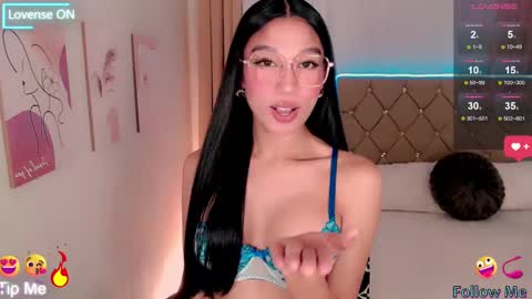   please follow me guyss online show from March 2025 04:57:02 PM