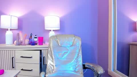 nathalie rossel online show from December 2025 05:31:02 PM