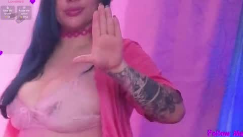 Nathalie online show from April 2026 07:59:01 PM