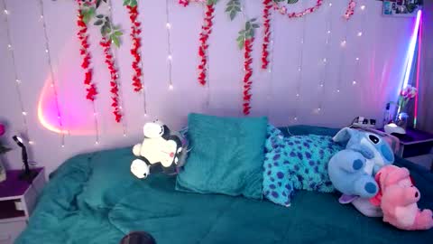 nathallyrouse online show from December 2025 02:28:01 AM