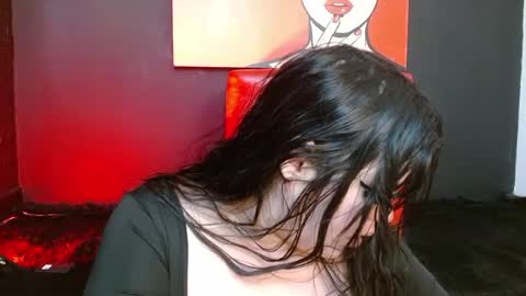   online show from September 2025 01:38:02 PM