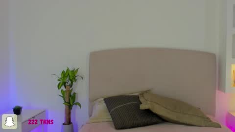 NATHALY  online show from March 2026 10:43:01 AM