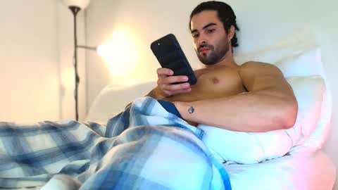 Nathaniel online show from January 2026 10:15:01 PM