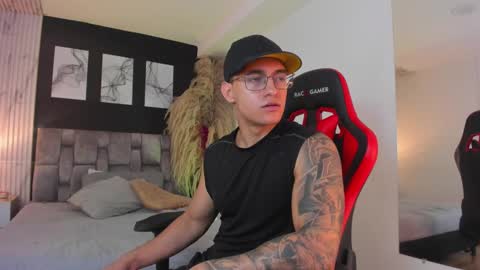 nathan_gross online show from February 2025 02:33:01 AM