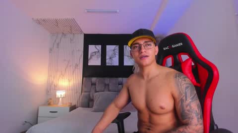 nathan_gross online show from February 2025 05:26:02 AM