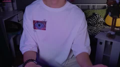 N A T H AN online show from November 2025 03:56:01 PM