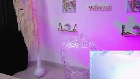 nathi_medusa online show from September 2025 12:17:01 PM