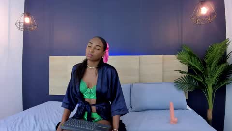 nathy_ross online show from February 2025 04:33:02 AM