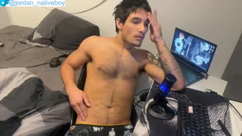 native_boy2 online show from June 2026 07:06:02 PM