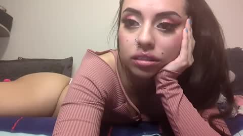 Natalia online show from February 2025 01:22:01 AM