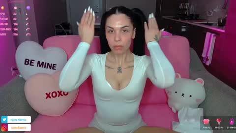 NATTY FIERROS online show from January 2025 10:43:02 AM