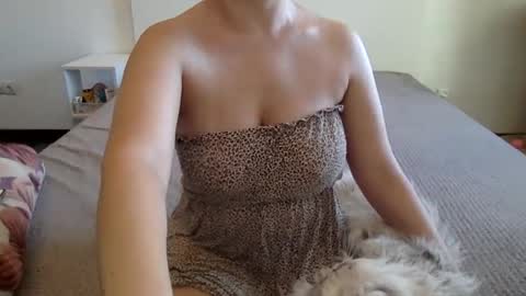 Snapshot of natural_beauty201 chatting on September 2025 08:08:01 AM Penelopa369 online show from September 2025 08:08:01 AM