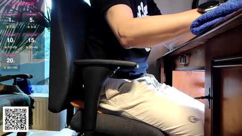 Nature online show from February 2025 08:13:02 AM