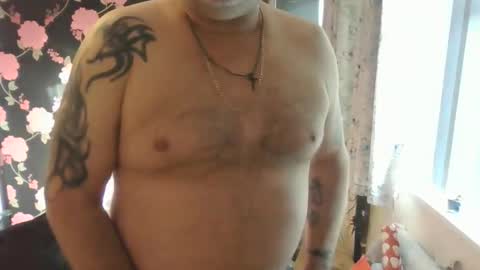 Snapshot of naturistmale45 chatting on January 2025 11:20:02 AM naturistmale45 online show from January 2025 11:20:02 AM