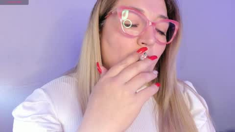 Nataly online show from April 2026 06:30:01 PM