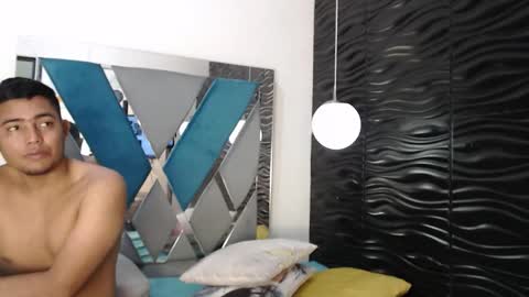 Naty-Maxx online show from December 2025 07:19:02 PM