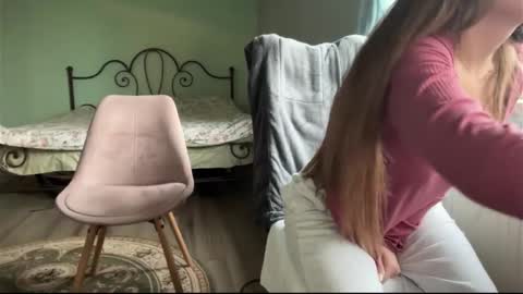 Andreea online show from December 2025 06:52:02 AM