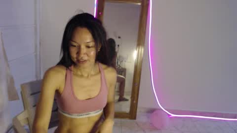 Stella Mcqueen online show from March 2026 01:05:02 PM