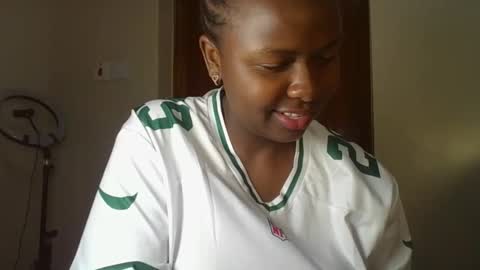 naughty_jazmine online show from September 2025 08:32:02 PM