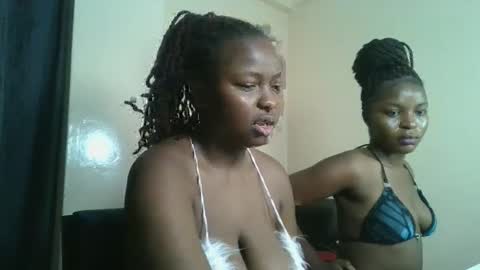 naughty_jazmine online show from November 2025 05:40:02 AM