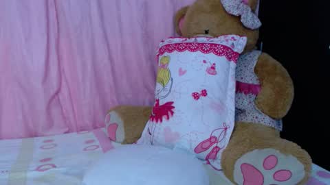 Snapshot of naughty_madisson chatting on February 2025 10:21:02 PM Madison online show from February 2025 10:21:02 PM