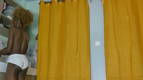 sexxy online show from October 2025 04:35:02 PM