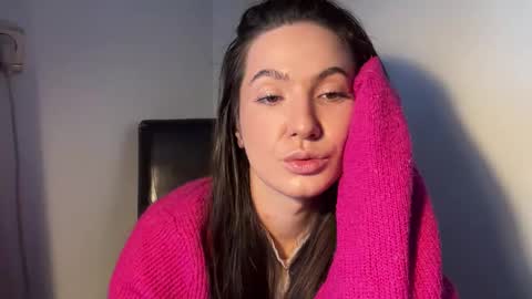 Elena online show from December 2025 08:45:01 AM