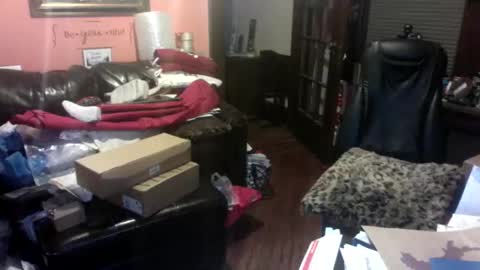 naughtybone online show from April 2026 05:18:02 AM