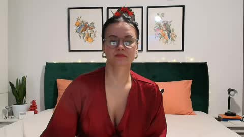 Snapshot of naughtybrunettexxx chatting on February 2025 03:12:02 PM NaughtyBrunetteXXX online show from February 2025 03:12:02 PM