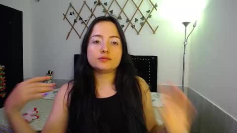 Valeria  online show from October 2025 07:36:02 PM