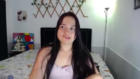 Snapshot of naughtygirl_mmm chatting on June 2026 09:12:02 AM Valeria online show from June 2026 09:12:02 AM