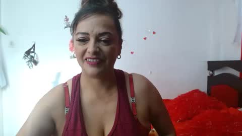 naughtygoddesss online show from October 2025 09:26:02 PM