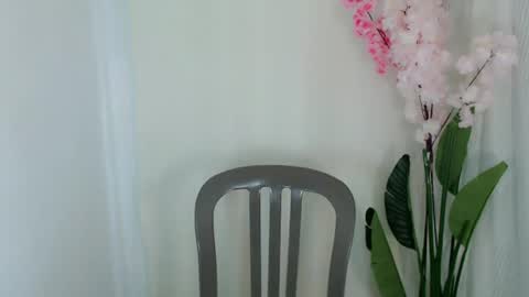 Snapshot of naughtyiyahxxx chatting on June 2026 02:06:01 PM naughtyiyahxxx online show from June 2026 02:06:01 PM